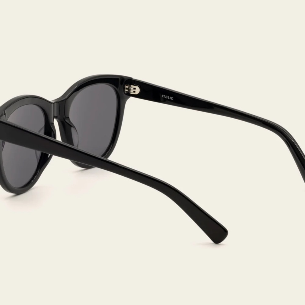 NEW Italic Sasha Oversized Black Acetate Sunglasses - Picture 3 of 6